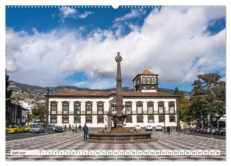 Madeira - Funchal (CALVENDO Premium Wandkalender 2025)