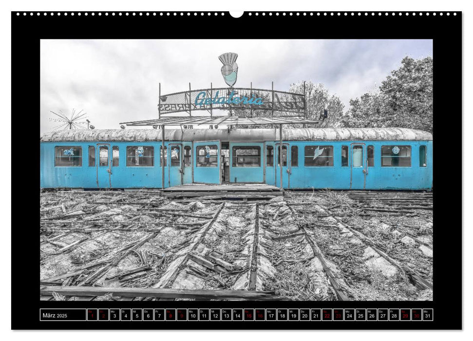 Lost Places - Farbenspiele (CALVENDO Wandkalender 2025)