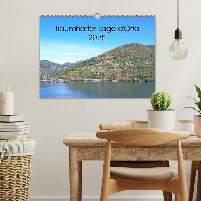 Traumhafter Lago d'Orta (CALVENDO Wandkalender 2025)