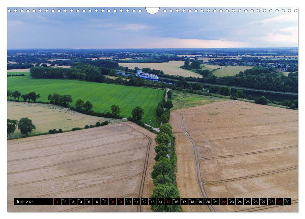 100 Meter über Grund - Landwirtschaft in Schleswig Holstein (CALVENDO Wandkalender 2025)