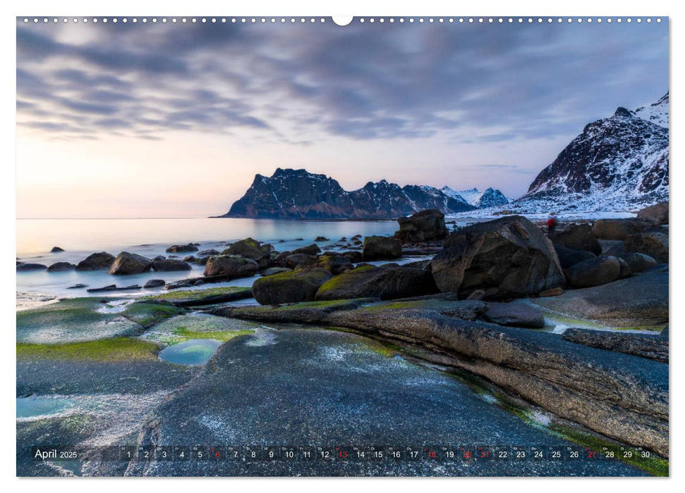 Lofoten - From Dusk Till Dawn (CALVENDO Premium Wandkalender 2025)