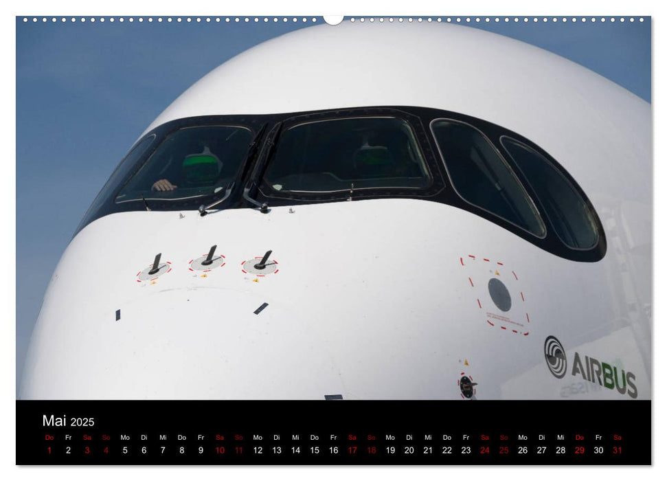 Airbus A350 Hautnah (CALVENDO Premium Wandkalender 2025)