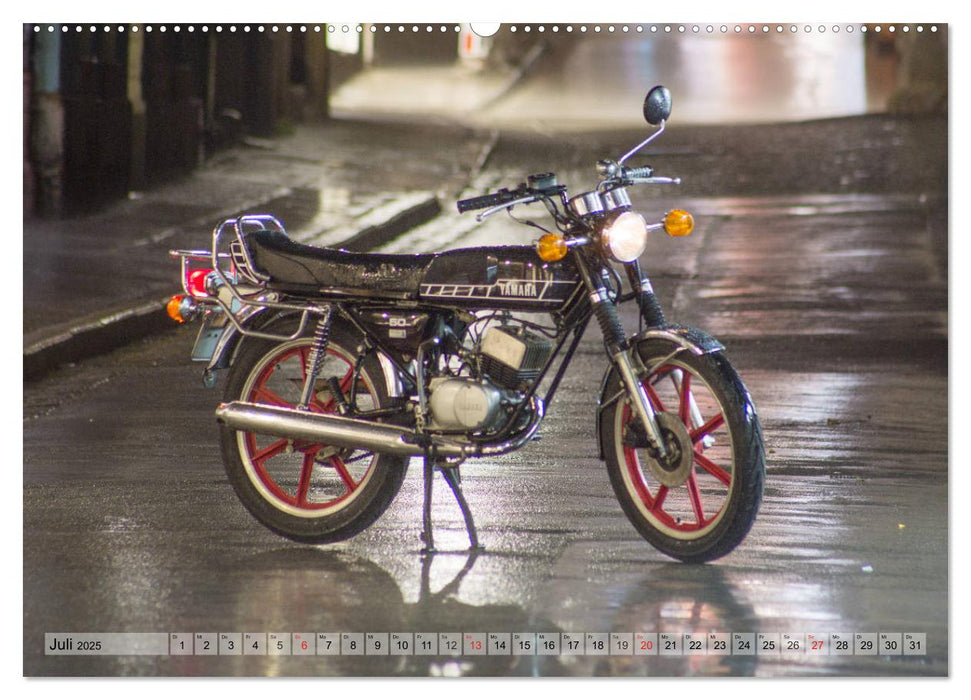 Oldtimer Mopeds - fotografiert von Michael Allmaier (CALVENDO Premium Wandkalender 2025)