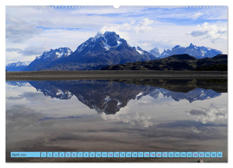 Märchenwelt Patagonien (CALVENDO Premium Wandkalender 2025)