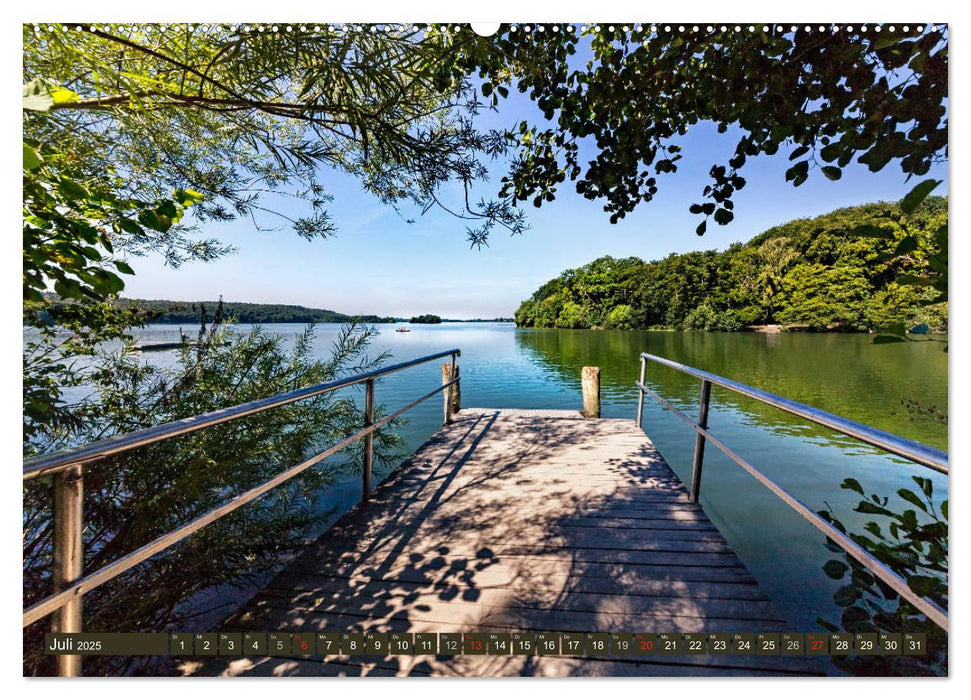 Holsteinische Schweiz - Fünf-Seen-Landschaft (CALVENDO Premium Wandkalender 2025)