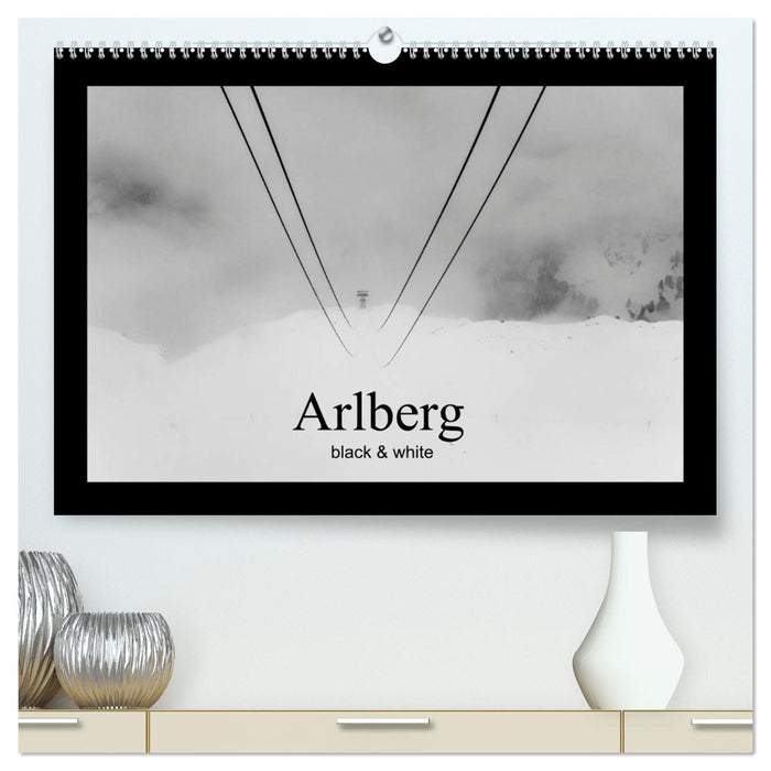 Arlberg black and white (CALVENDO Premium Wandkalender 2025)