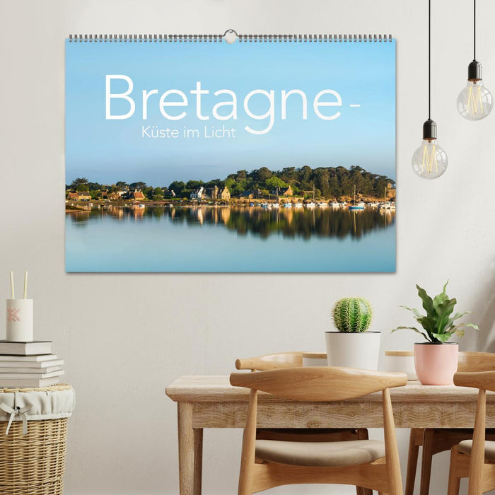 Bretagne - Küste im Licht (CALVENDO Wandkalender 2025)