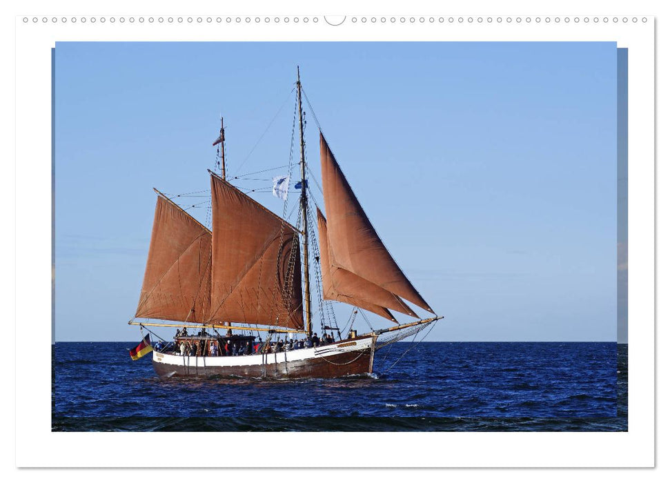 Unter vollen Segeln Traditionssegler auf der Ostsee (CALVENDO Premium Wandkalender 2025)