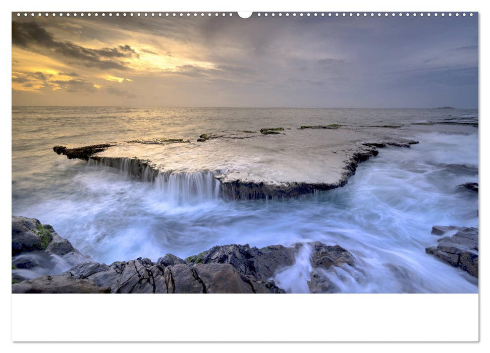 Am Meer. Sehnsucht Wasser (CALVENDO Premium Wandkalender 2025)