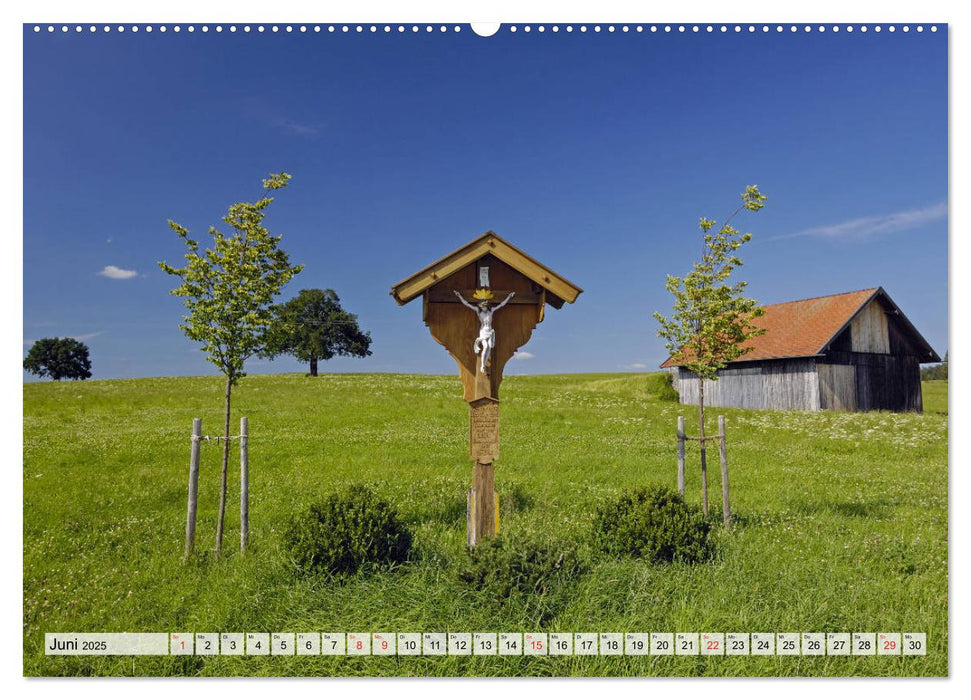 Das Blaue Land - Himmel, Seen und Berge im bayerischen Voralpenland (CALVENDO Wandkalender 2025)