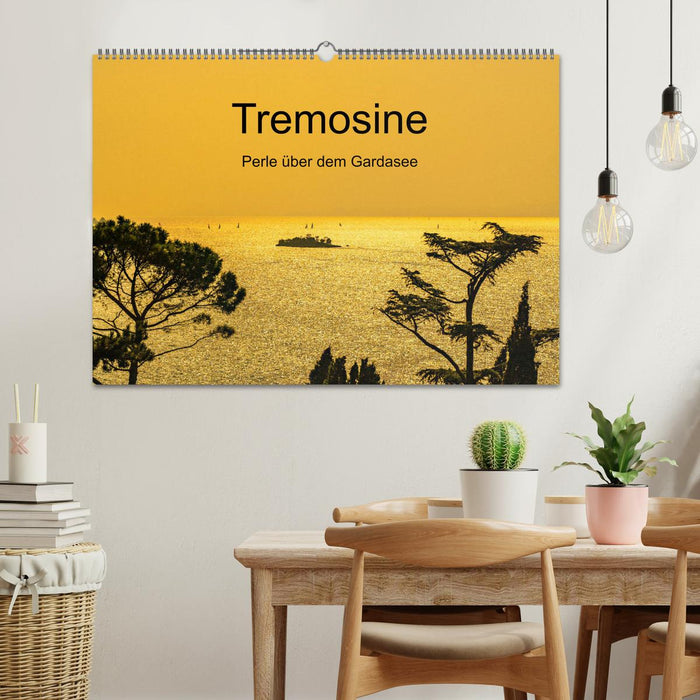 Tremosine - Perle über dem Gardasee (CALVENDO Wandkalender 2025)