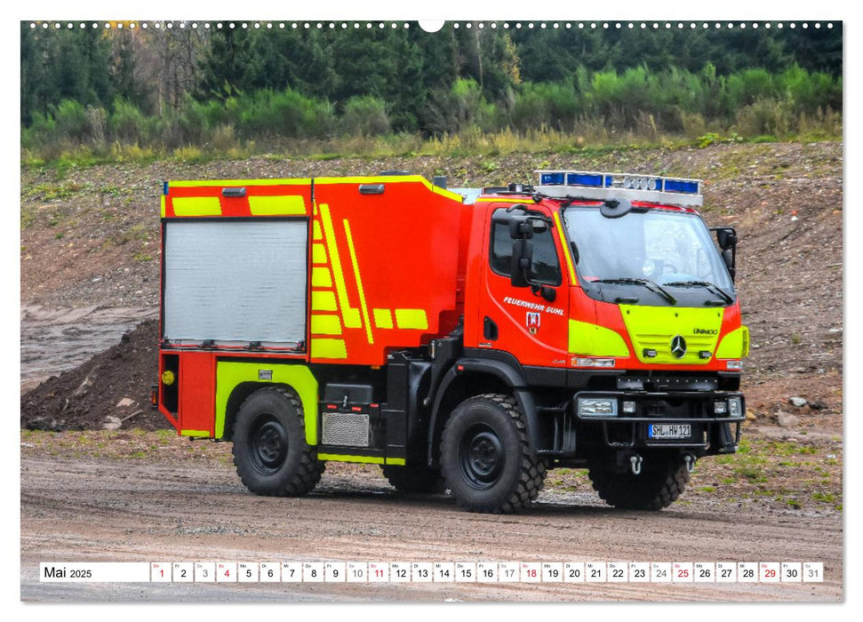 Feuerwehrfahrzeuge (CALVENDO Premium Wandkalender 2025)