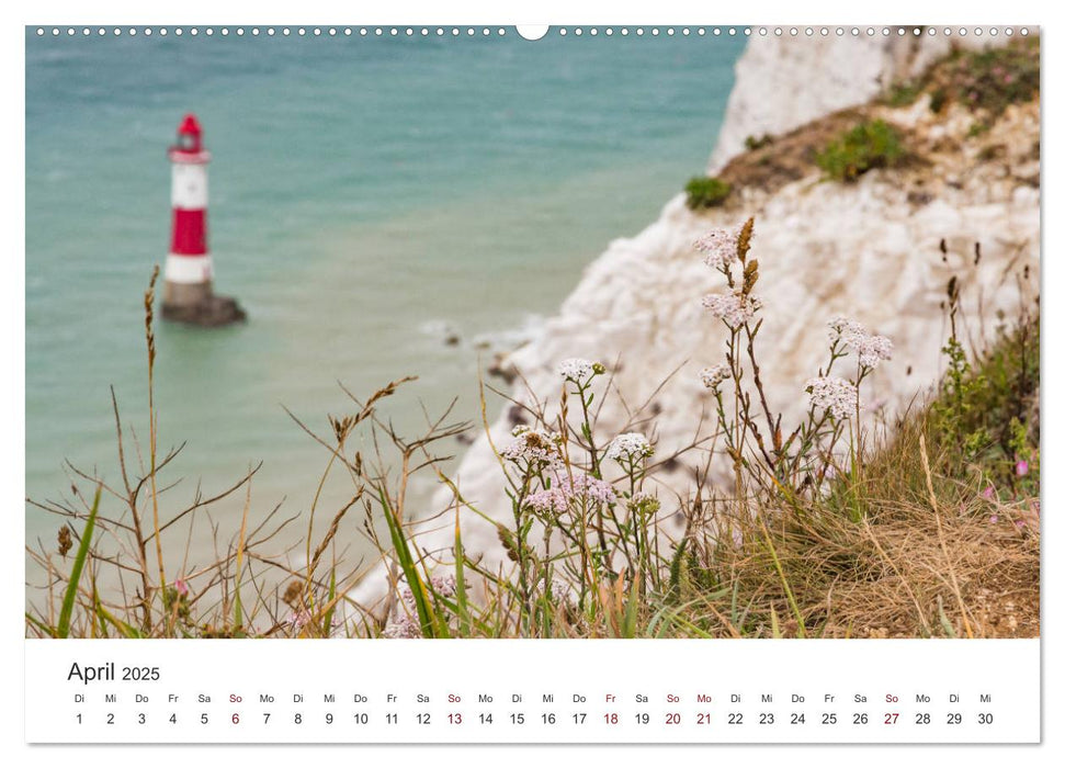 Eastbourne an Englands Südküste (CALVENDO Premium Wandkalender 2025)