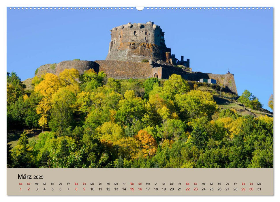 Naturparadies Auvergne (CALVENDO Premium Wandkalender 2025)