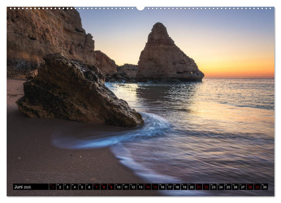 Portugal - Von Porto bis zur Algarve (CALVENDO Premium Wandkalender 2025)