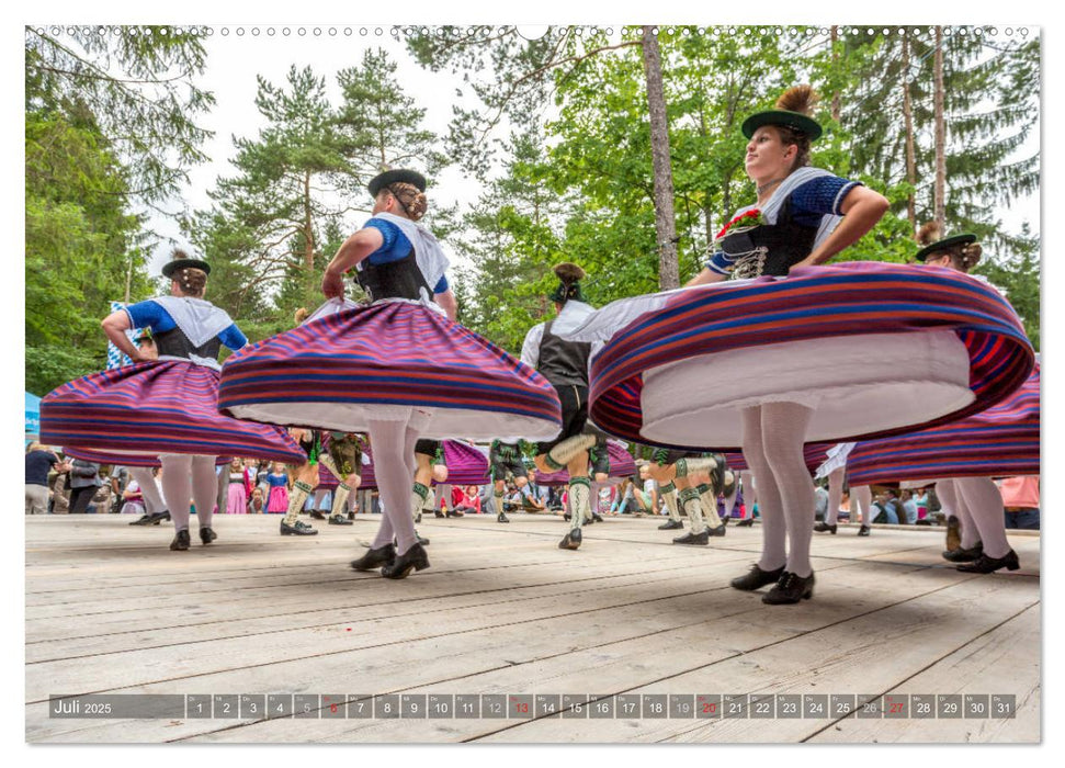 Heimat und Tradition - vom nördlichen Alpenraum bis München (CALVENDO Premium Wandkalender 2025)