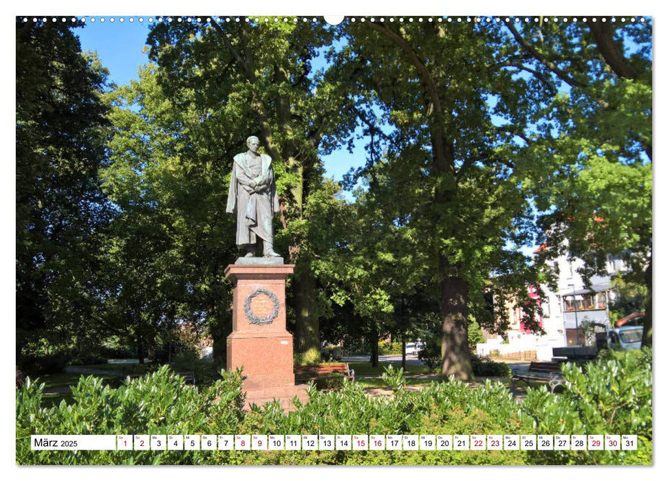 Parchim - Idyllische Kleinstadt an der Elde (CALVENDO Wandkalender 2025)