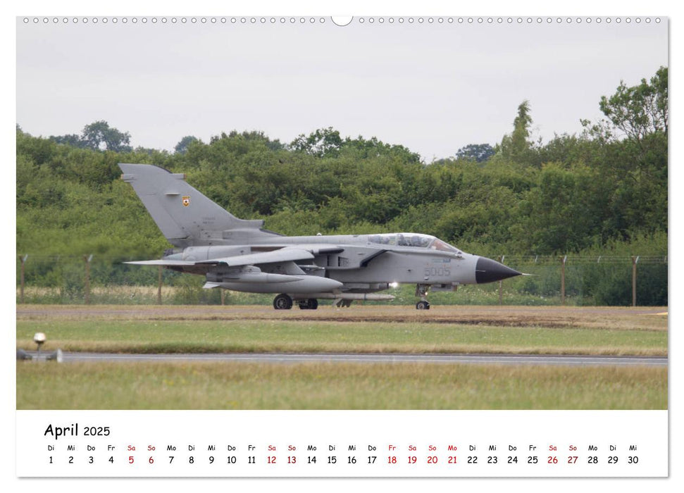 Militärjets Panavia Tornado (CALVENDO Premium Wandkalender 2025)