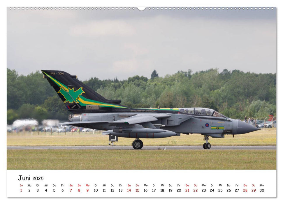 Militärjets Panavia Tornado (CALVENDO Premium Wandkalender 2025)