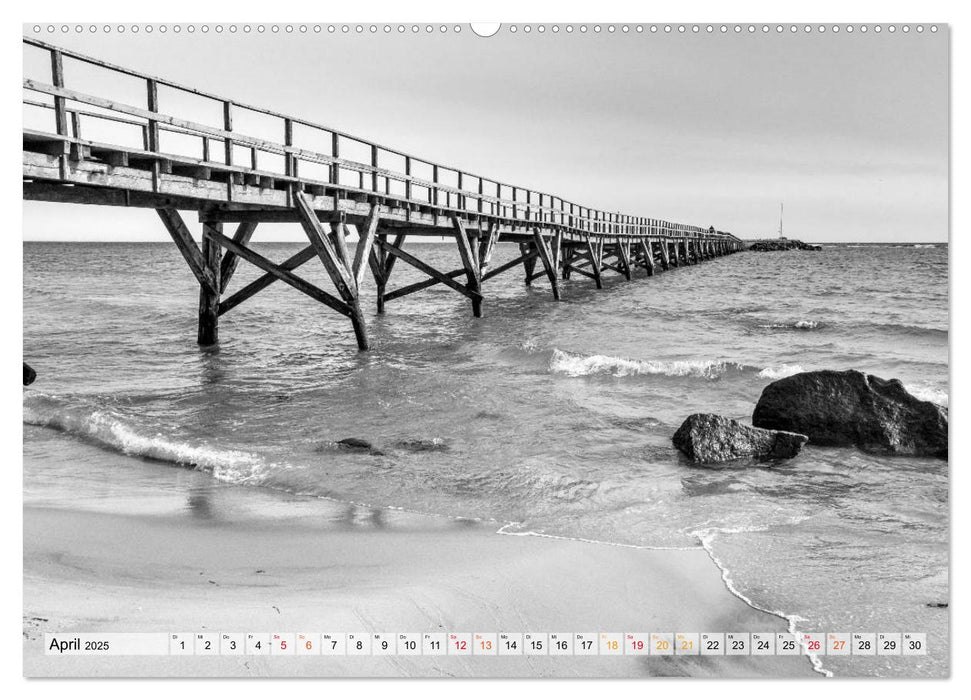 Bornholm black & white (CALVENDO Premium Wandkalender 2025)