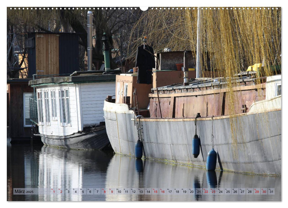 Boote in Berlin (CALVENDO Premium Wandkalender 2025)