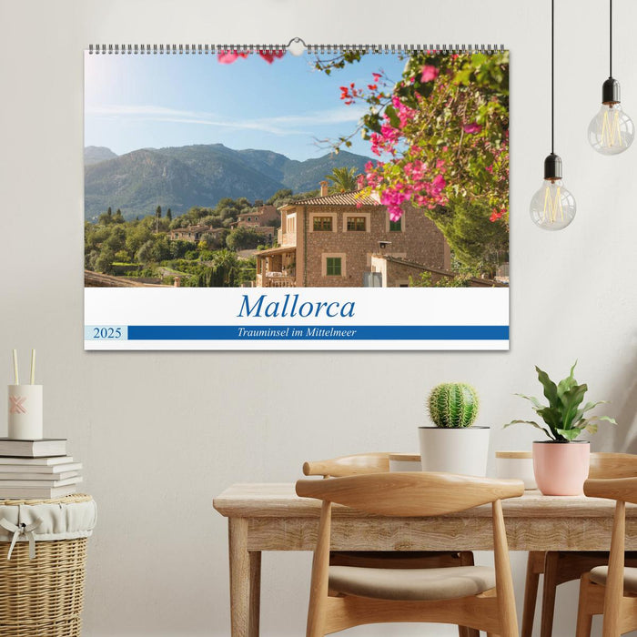 Mallorca - Trauminsel im Mittelmeer (CALVENDO Wandkalender 2025)