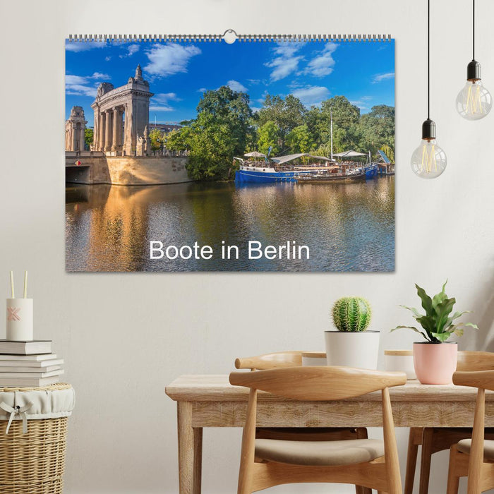 Boote in Berlin (CALVENDO Wandkalender 2025)