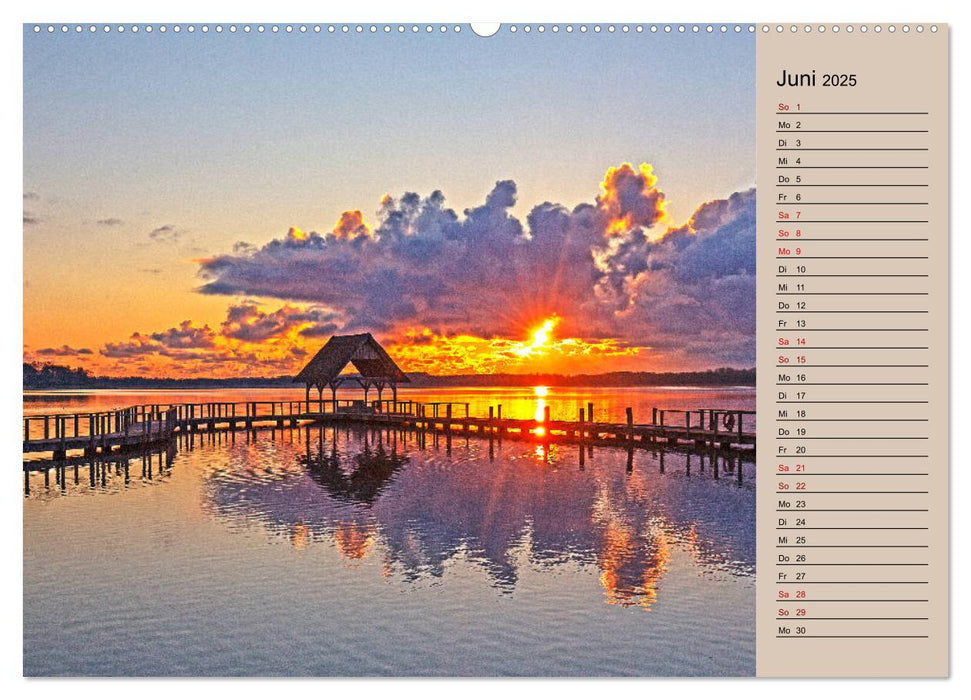 Timmendorfer Strand - Urlaubsimpressionen (CALVENDO Premium Wandkalender 2025)