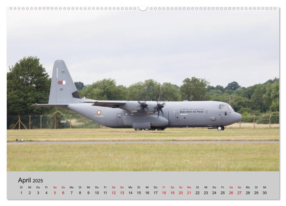 Transportflugzeug C-130 Hercules (CALVENDO Premium Wandkalender 2025)