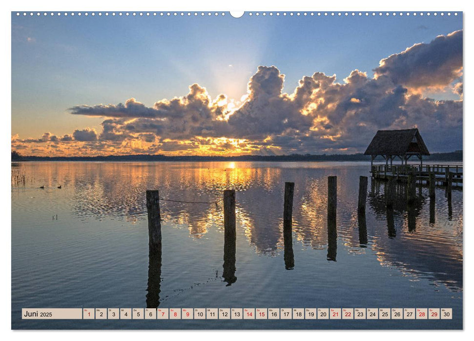 Timmendorfer Strand - Urlaubsparadies an der Ostsee (CALVENDO Premium Wandkalender 2025)