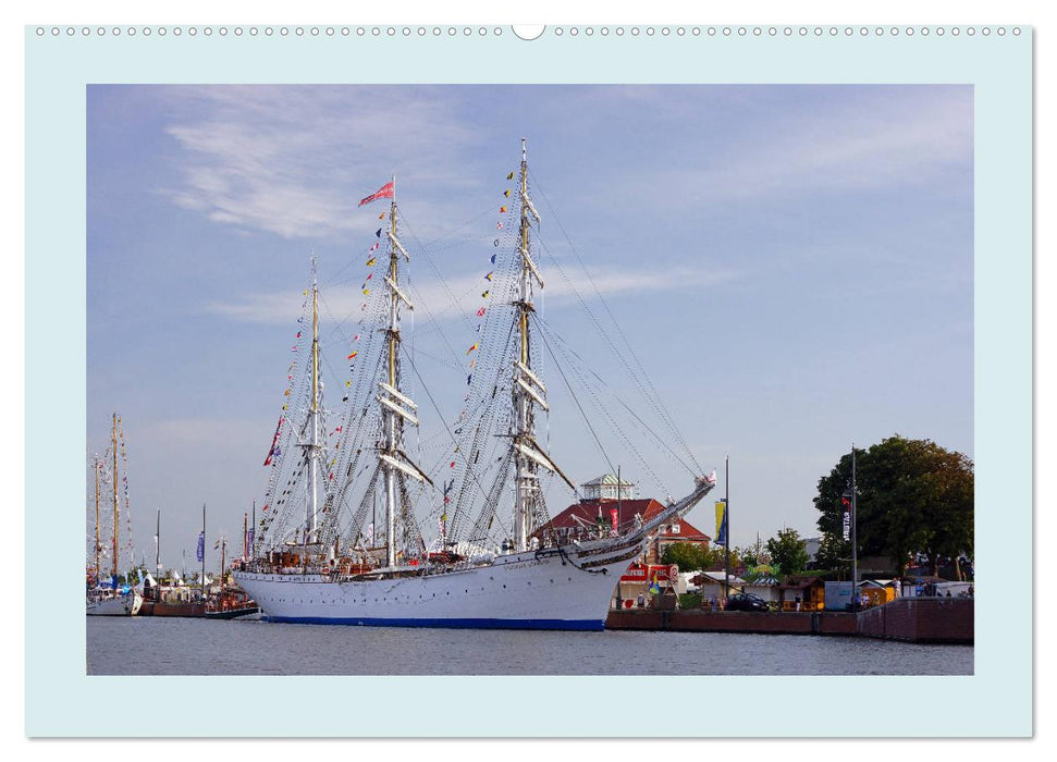 Bremerhaven ahoi - Großsegler auf der Weser (CALVENDO Wandkalender 2025)