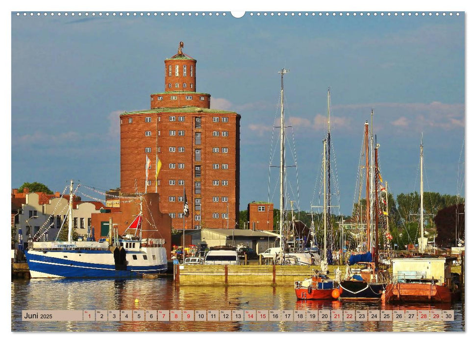 Eckernförde. Eichhörnchen im Wappen - das Meer vor der Tür (CALVENDO Wandkalender 2025)