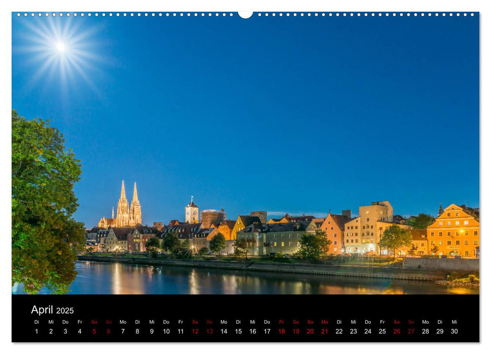 Regensburg bei Nacht (CALVENDO Premium Wandkalender 2025)