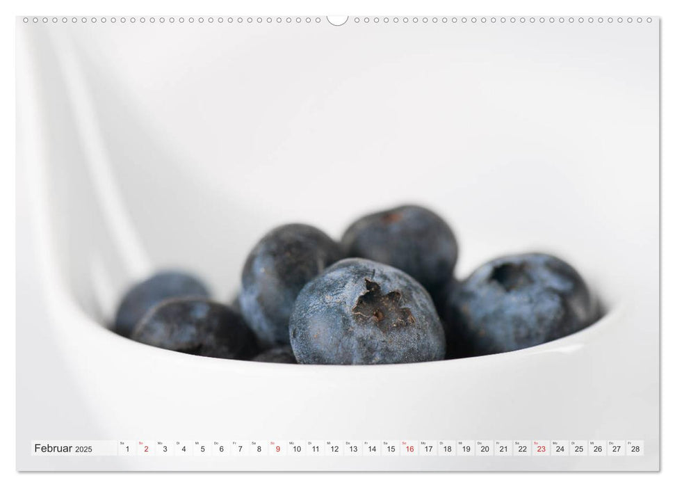 Süße Früchtchen - Vitamine pur (CALVENDO Premium Wandkalender 2025)