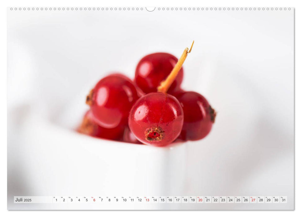 Süße Früchtchen - Vitamine pur (CALVENDO Premium Wandkalender 2025)