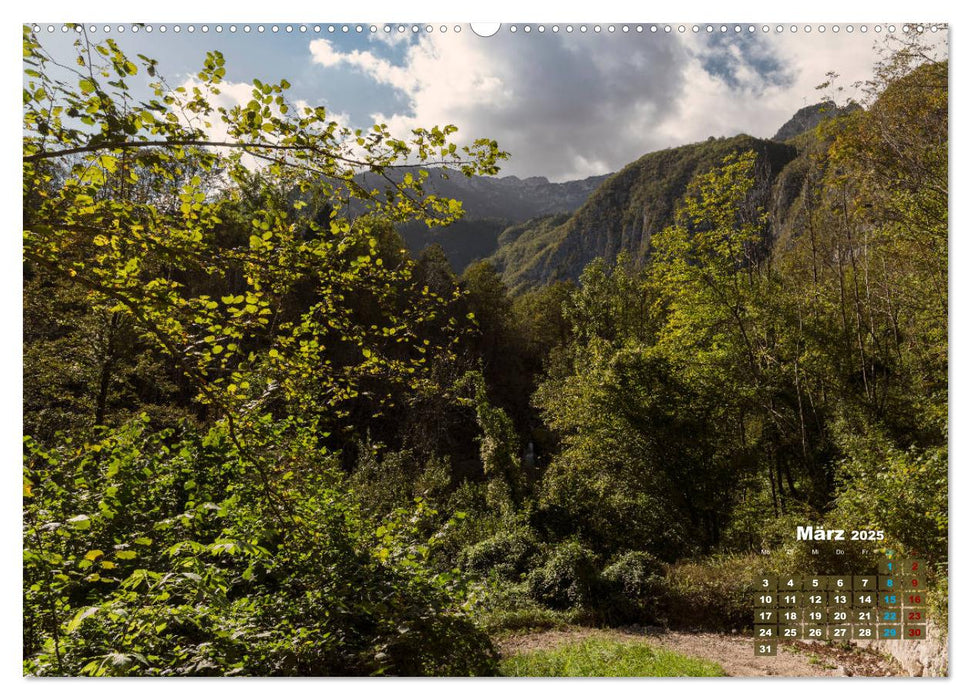 Bovec. Berge - Wälder - Bäche (CALVENDO Wandkalender 2025)