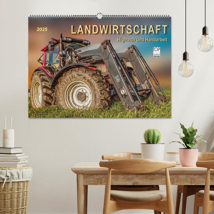 Landwirtschaft - Hightech und Handarbeit (CALVENDO Wandkalender 2025)