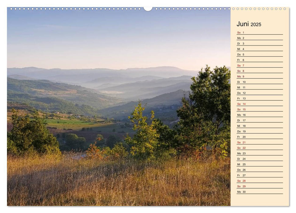 Corbieres - Bergland der Katharer (CALVENDO Premium Wandkalender 2025)