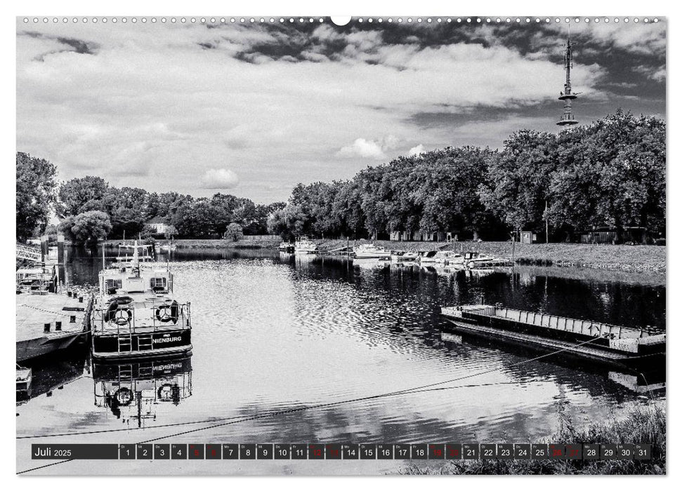 Ein Blick auf Nienburg an der Weser (CALVENDO Premium Wandkalender 2025)