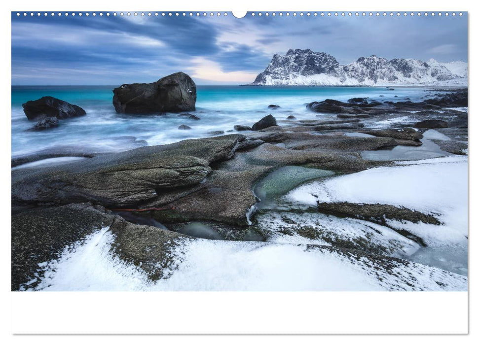 Lofoten - Inseln im Nordmeer (CALVENDO Premium Wandkalender 2025)