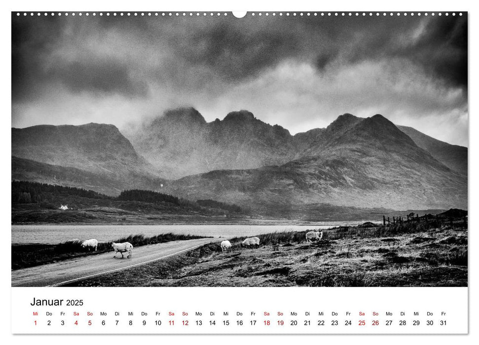 Skye in Monochrom (CALVENDO Premium Wandkalender 2025)