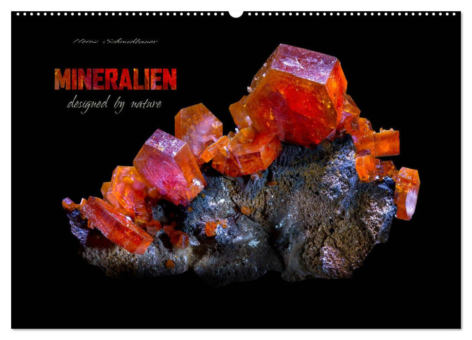 MINERALIEN designed by nature (CALVENDO Wandkalender 2025)