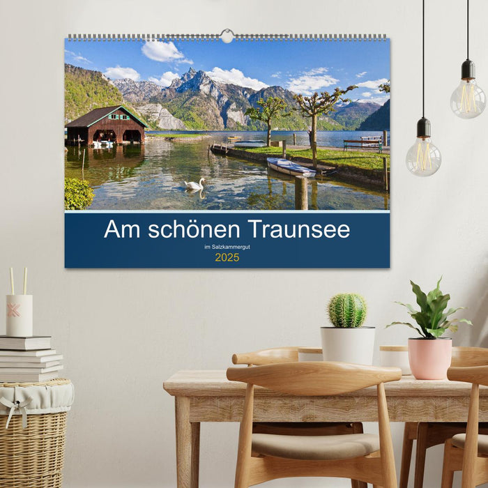 Am schönen Traunsee im Salzkammergut (CALVENDO Wandkalender 2025)