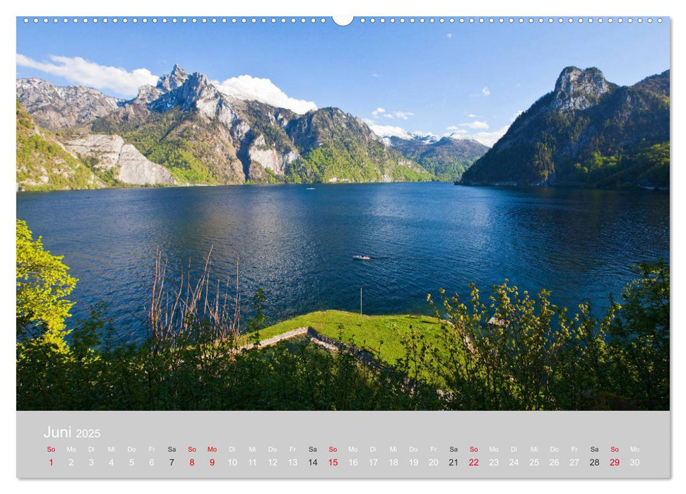 Am schönen Traunsee im Salzkammergut (CALVENDO Wandkalender 2025)