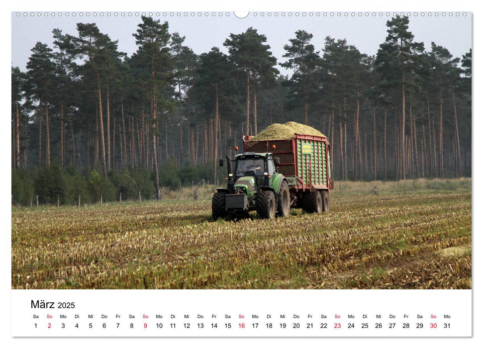 Es ist Erntezeit auf den Feldern (CALVENDO Premium Wandkalender 2025)