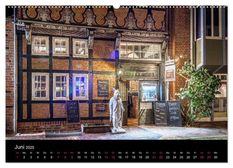 Buxtehude bei Nacht (CALVENDO Premium Wandkalender 2025)