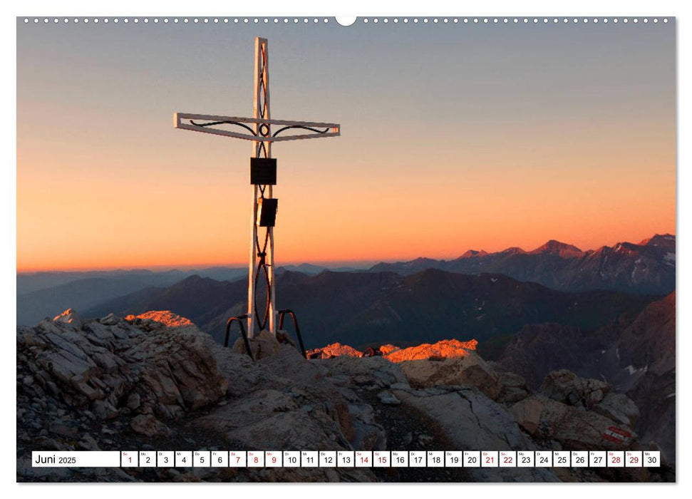 Alpenglühen in den Bergen im Salzburger Land (CALVENDO Wandkalender 2025)