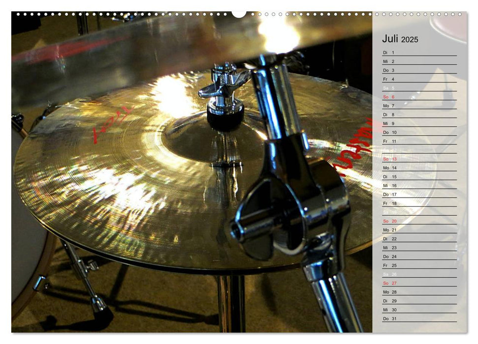 Schlagzeug onstage (CALVENDO Premium Wandkalender 2025)