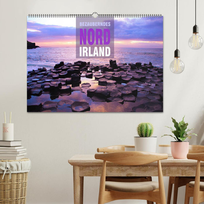 BEZAUBERNDES NORDIRLAND (CALVENDO Wandkalender 2025)