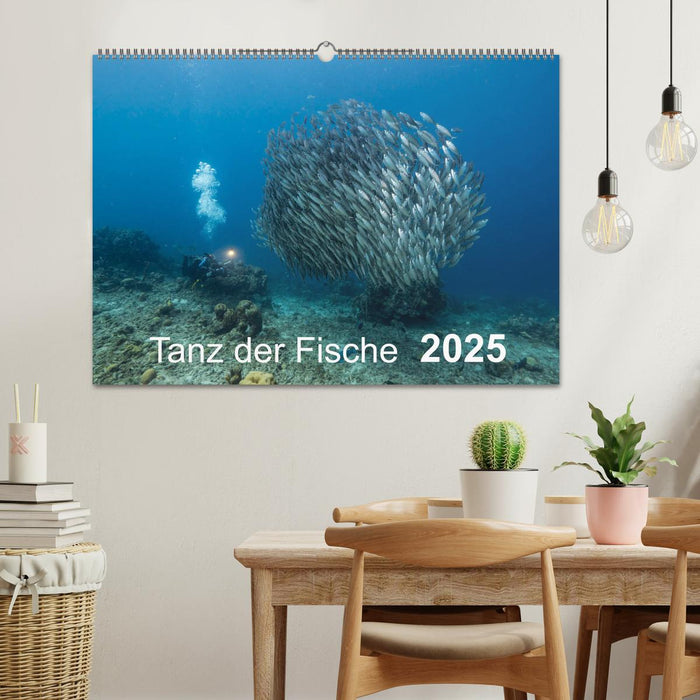 Tanz der Fische (CALVENDO Wandkalender 2025)